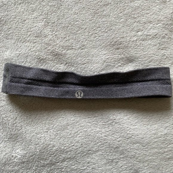 Lululemon headband - Picture 2 of 4